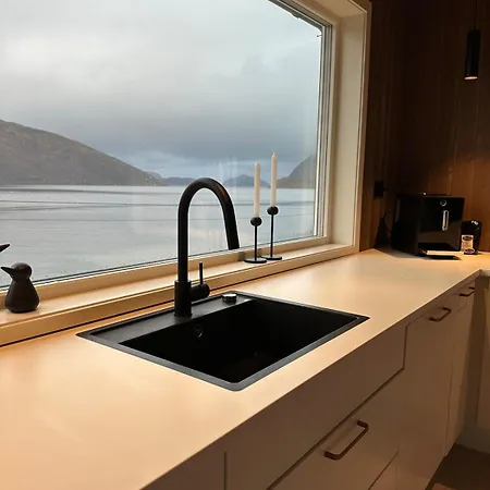 Villa Fjord View Cabin, Aurora, 30 Min Airport *