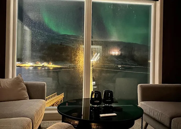 Fjord View Cabin, Aurora, 30 Min Airport Villa *