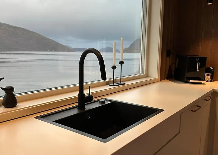 Villa Fjord View Cabin, Aurora, 30 Min Airport *