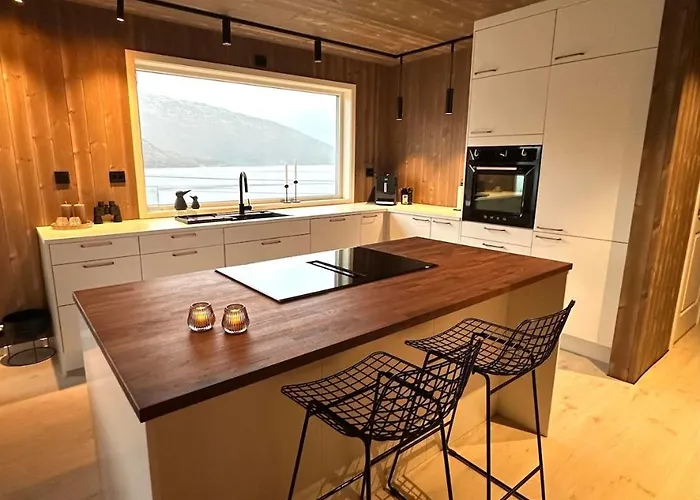 Fjord View Cabin, Aurora, 30 Min Airport * Tromsø